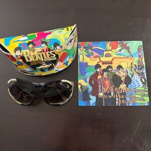 The Beatles Black Sunglasses yellow submarine with Case